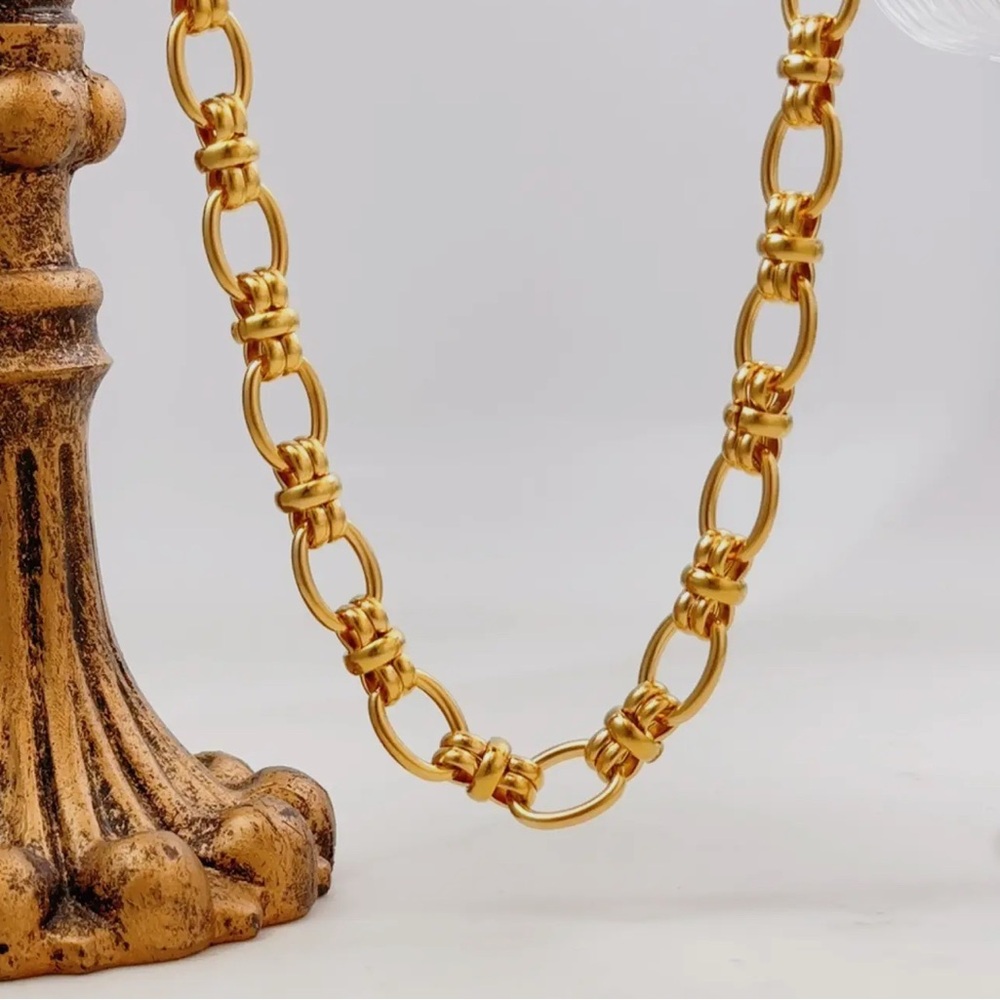 The Georgia Chain Necklace
